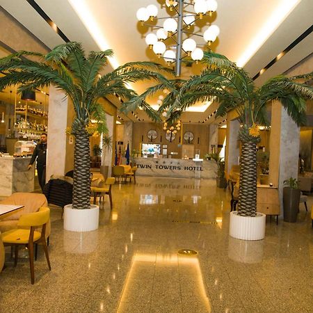 Twin Towers Hotel City & Beach Resort Shëngjin Extérieur photo