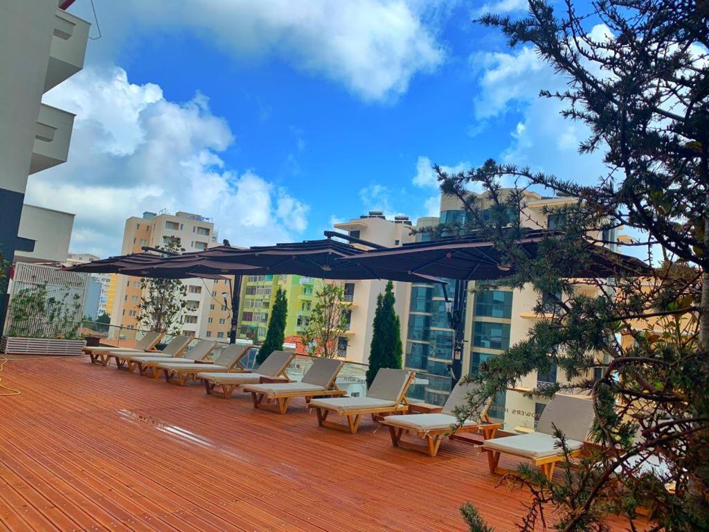 Twin Towers Hotel City & Beach Resort Shëngjin Extérieur photo