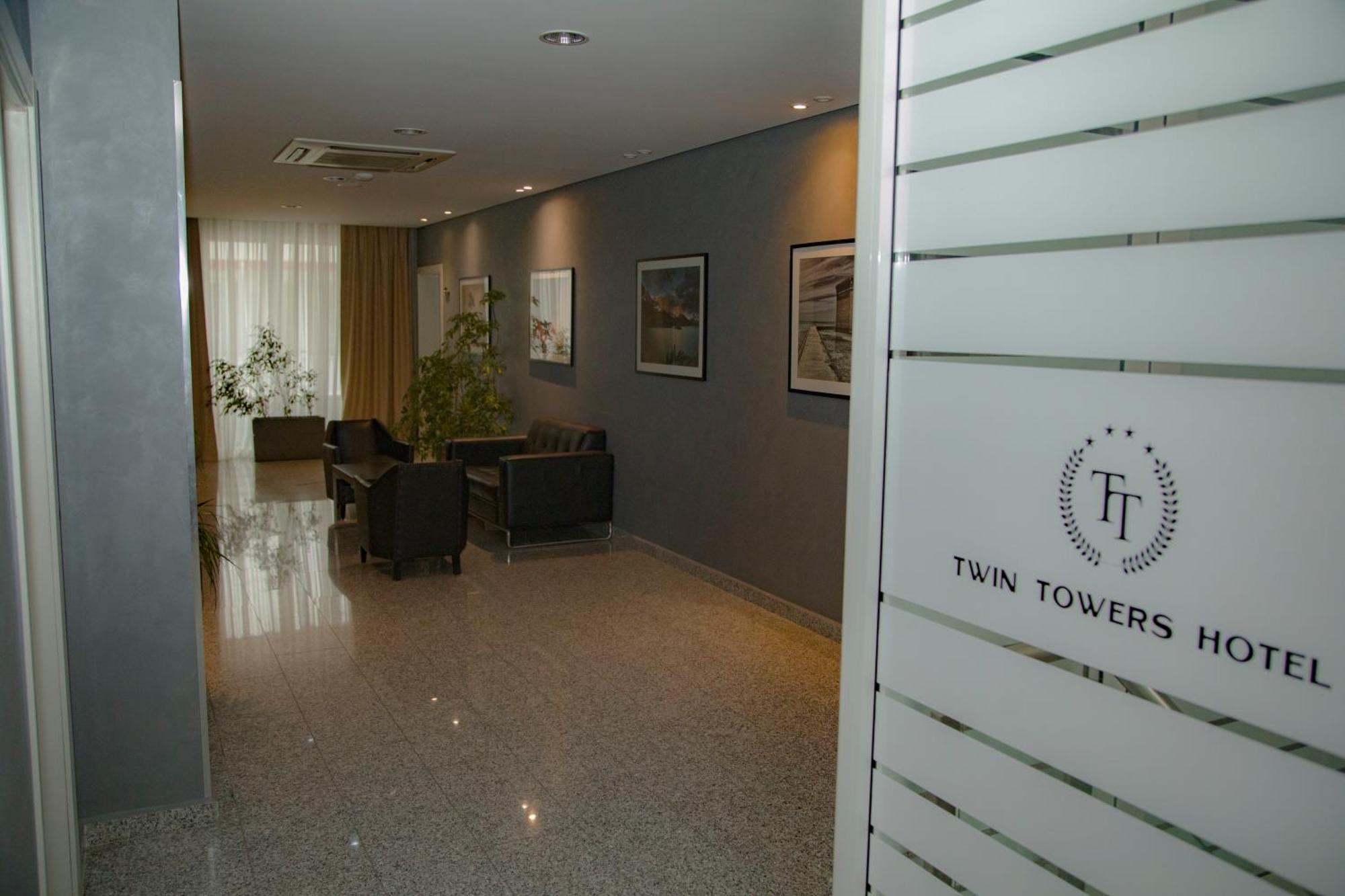 Twin Towers Hotel City & Beach Resort Shëngjin Extérieur photo